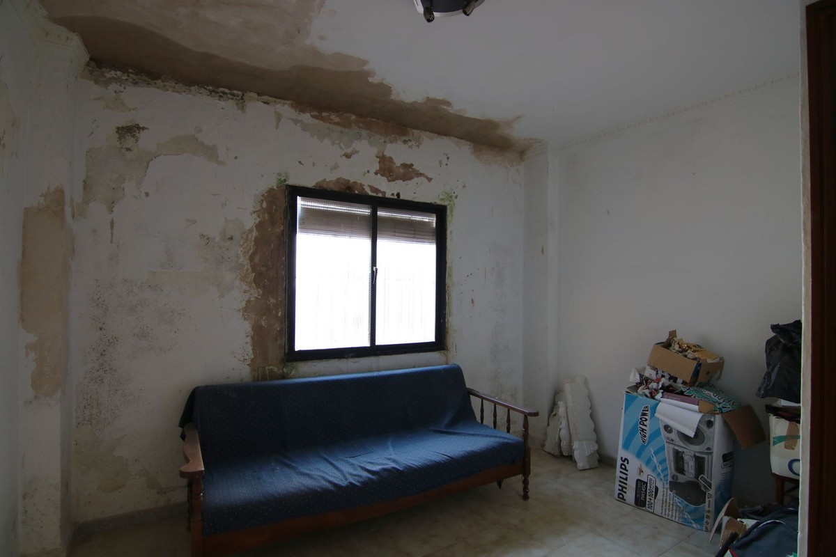 Geschakelde Woning te koop in Coín | 4 slaapkamers H5258164