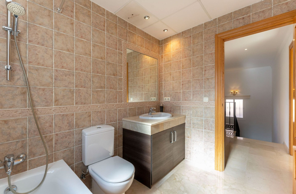 Property main view 33