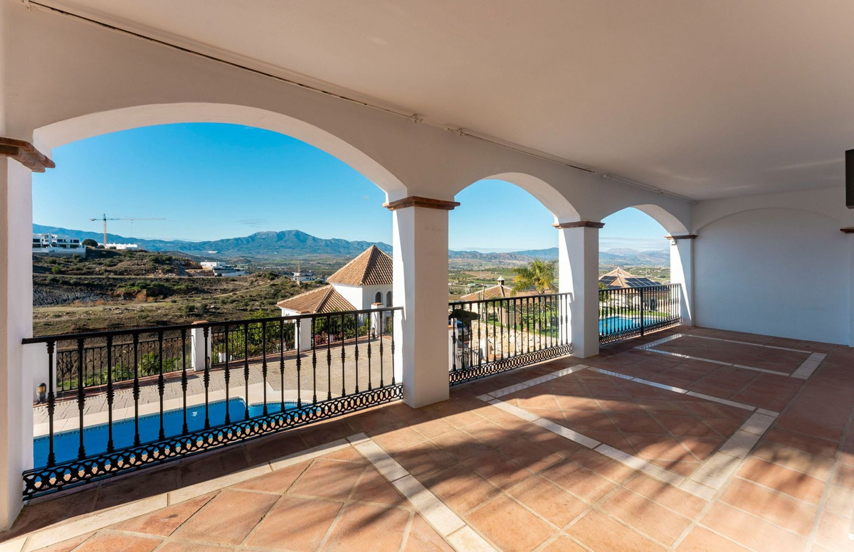 Property main view 44