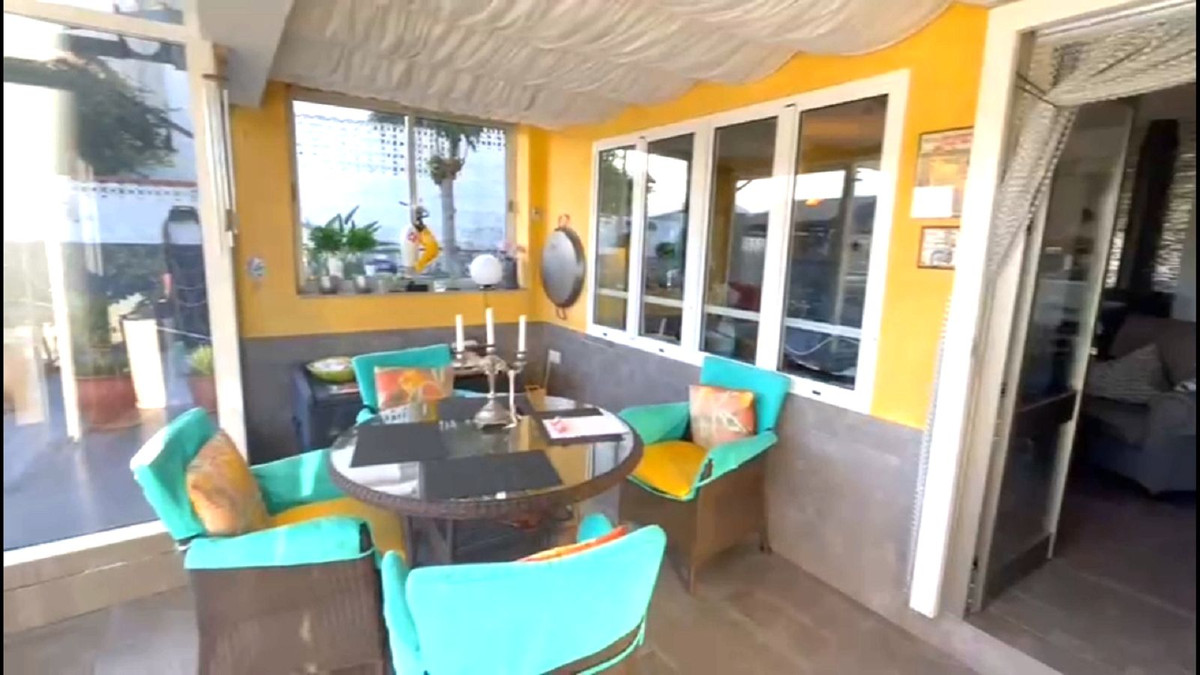 Vrijstaande Villa te koop in Coín | 2 slaapkamers H5293066