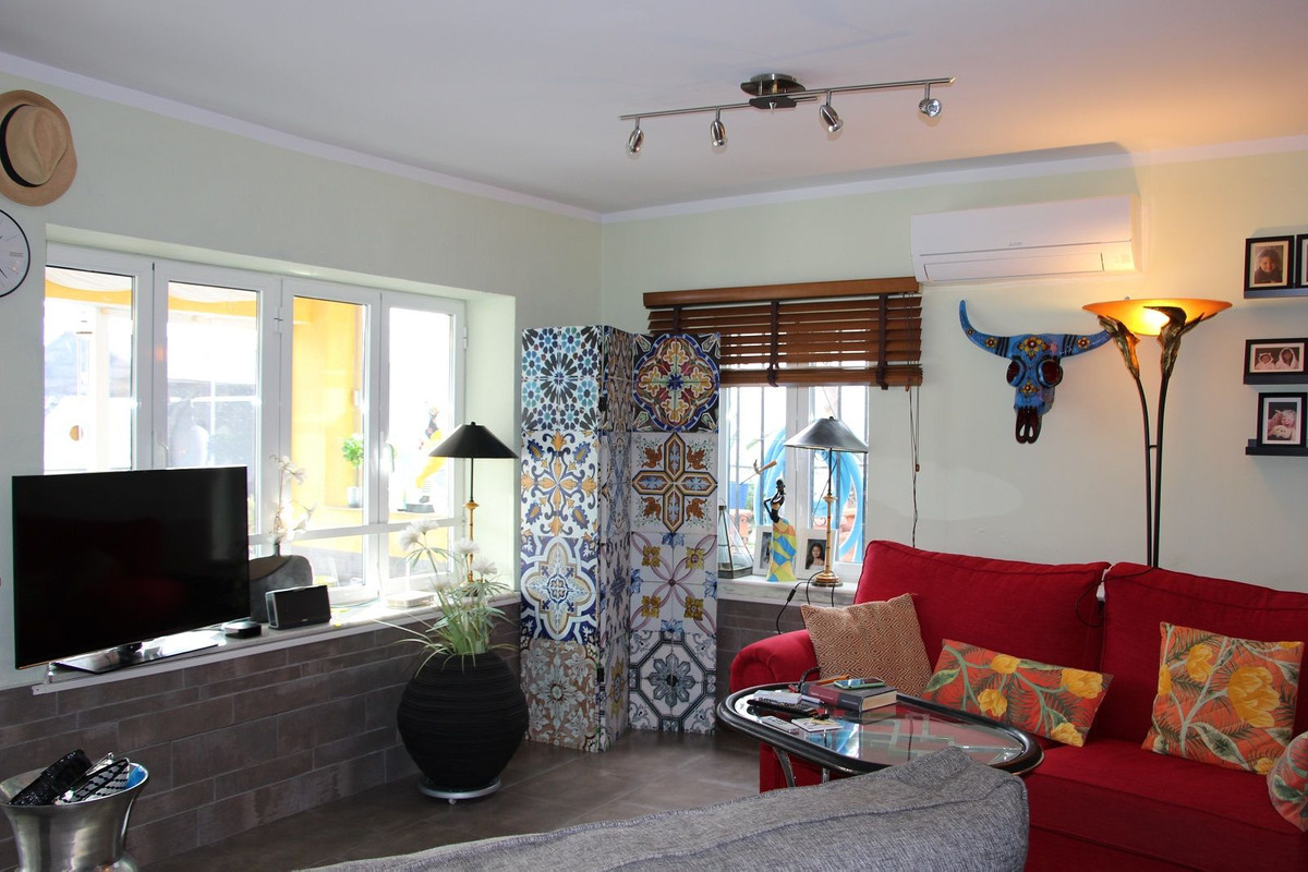 Vrijstaande Villa te koop in Coín | 2 slaapkamers H5293066