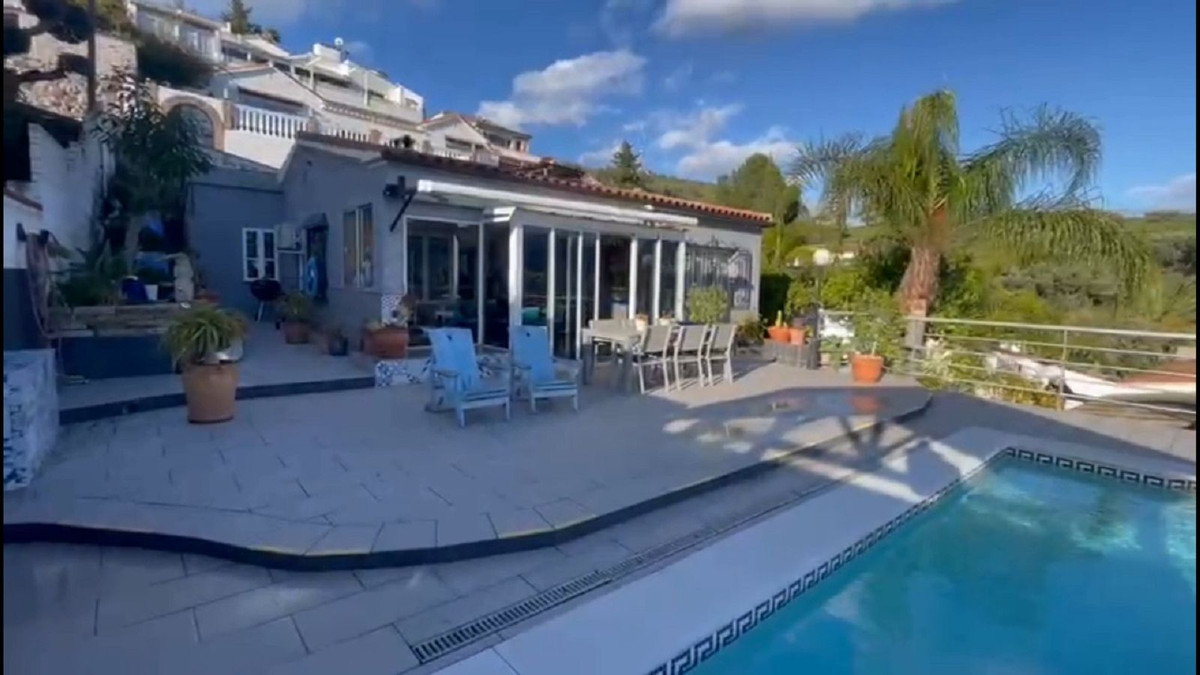 Vrijstaande Villa te koop in Coín | 2 slaapkamers H5293066