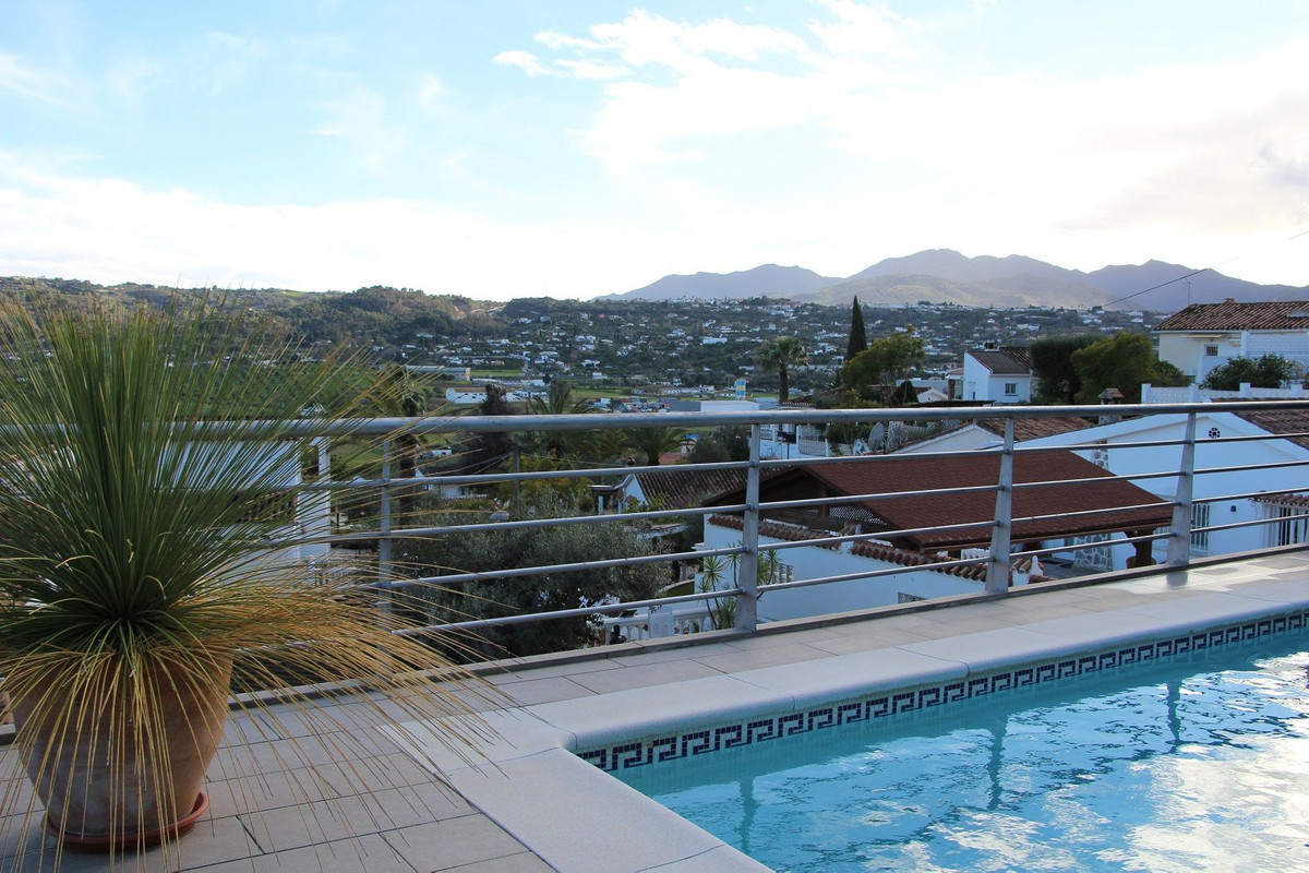 Vrijstaande Villa te koop in Coín | 2 slaapkamers H5293066