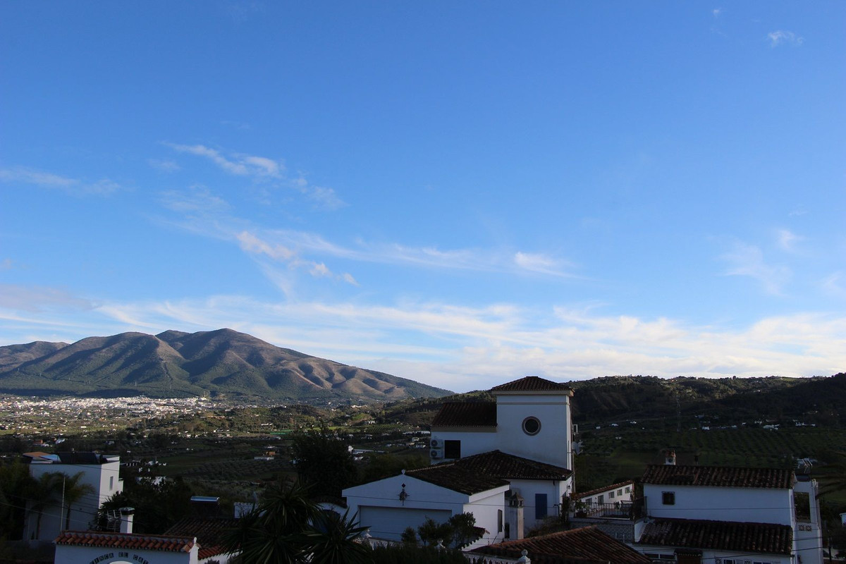 Vrijstaande Villa te koop in Coín | 2 slaapkamers H5293066