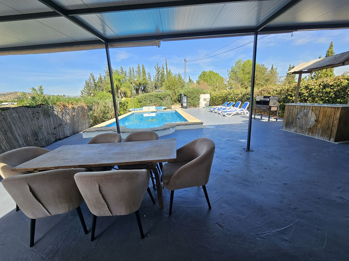 Finca - Cortijo te koop in Coín | 1 slaapkamers H5296357