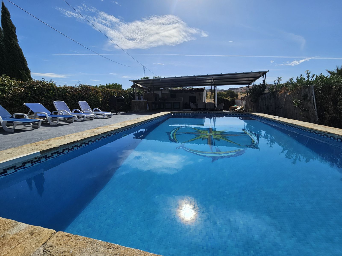 Finca - Cortijo te koop in Coín | 1 slaapkamers H5296357