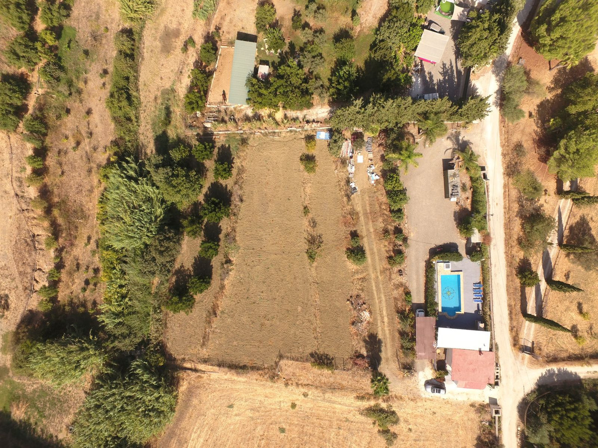 Finca - Cortijo te koop in Coín | 1 slaapkamers H5296357