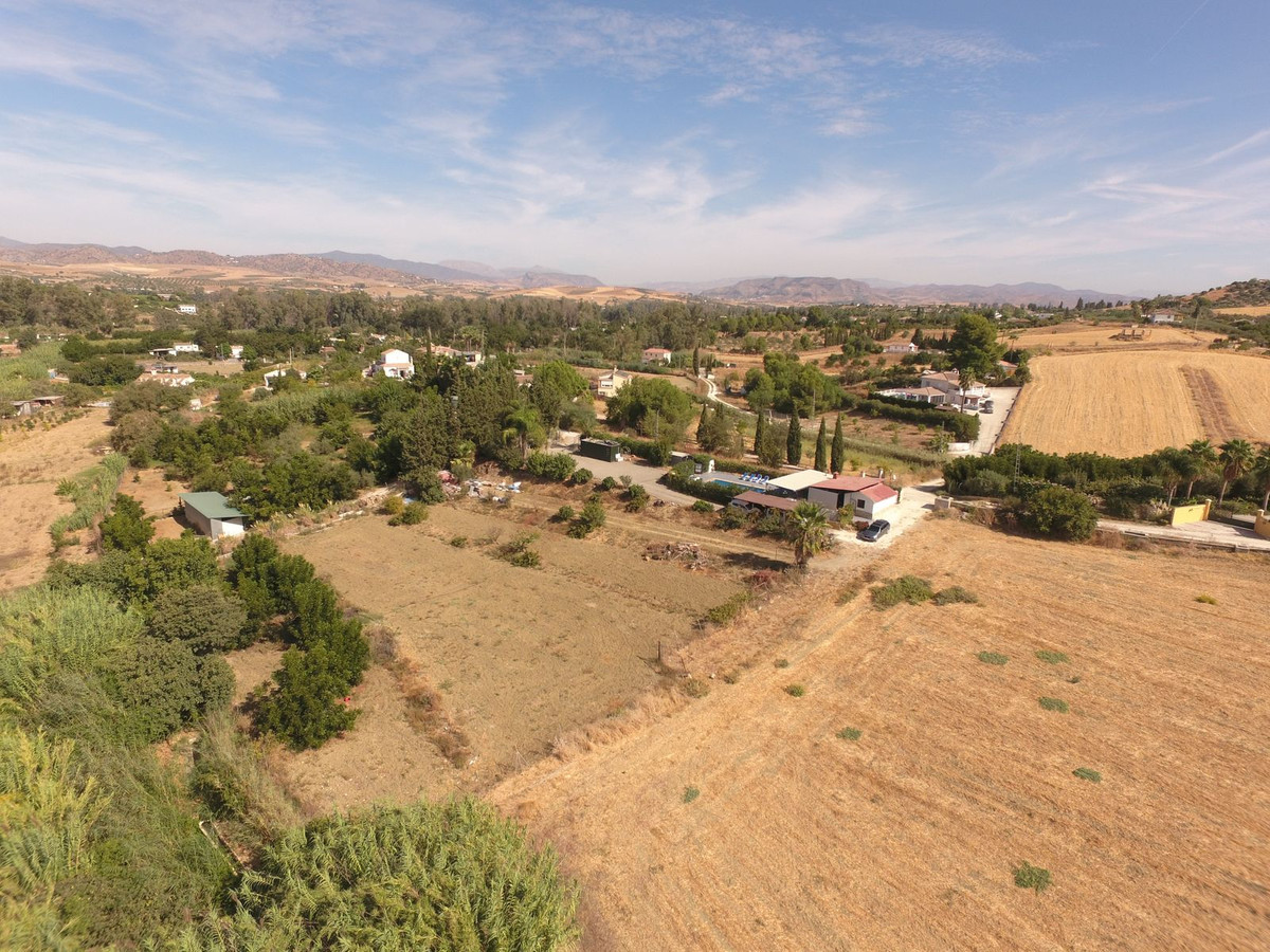 Finca - Cortijo te koop in Coín | 1 slaapkamers H5296357