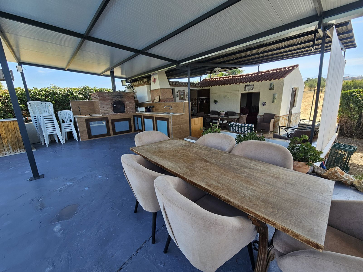 Finca - Cortijo te koop in Coín | 1 slaapkamers H5296357