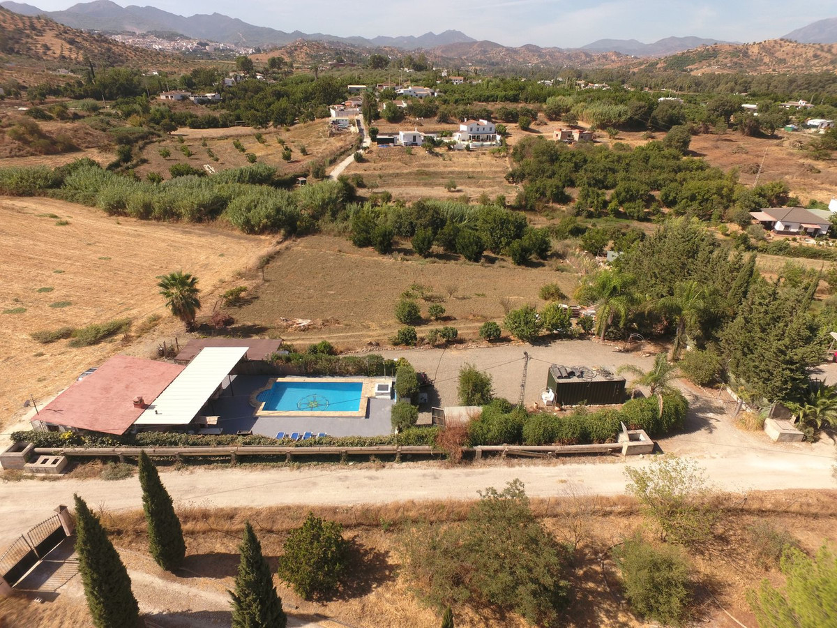 Finca - Cortijo te koop in Coín | 1 slaapkamers H5296357