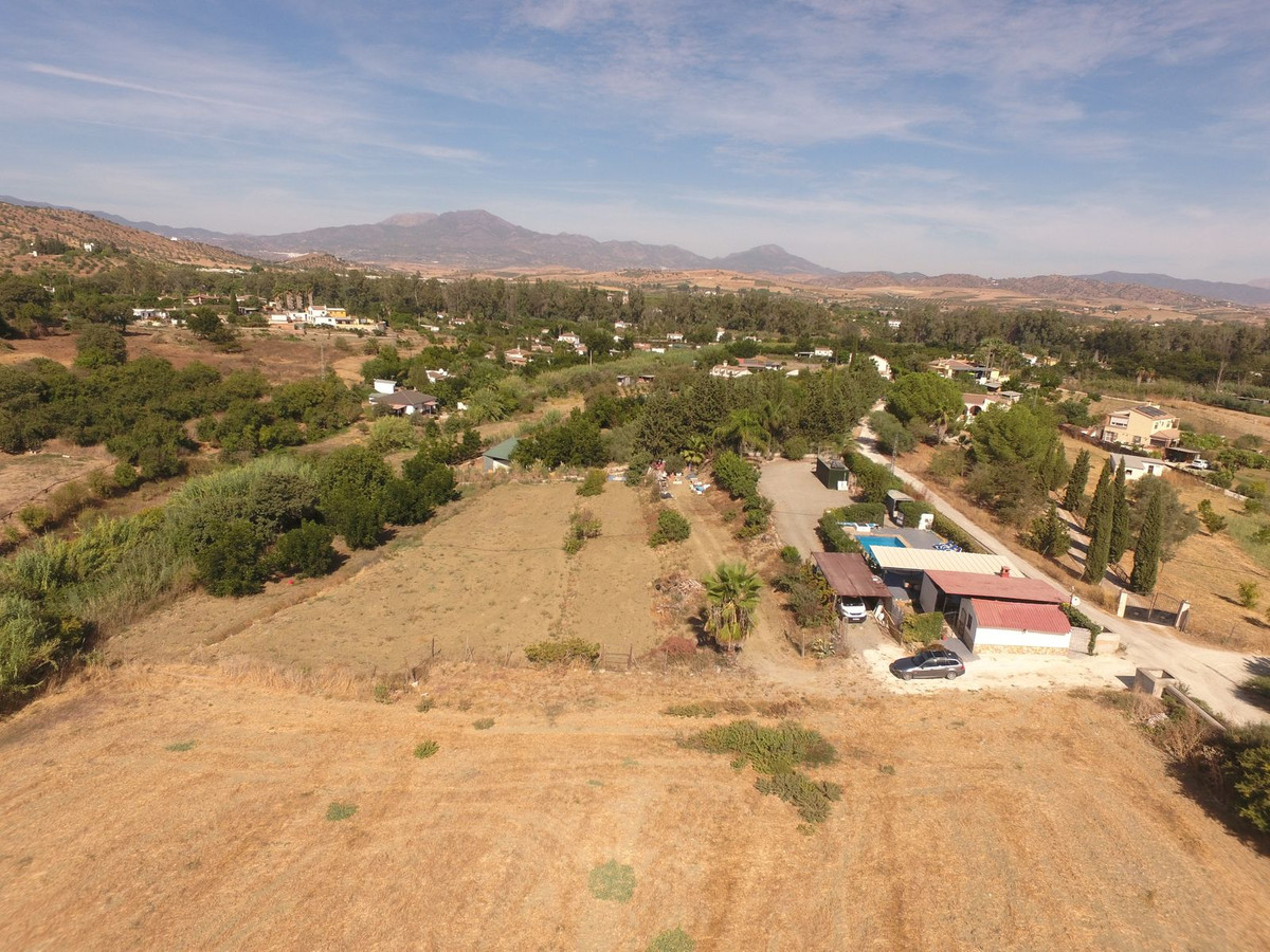 Finca - Cortijo te koop in Coín | 1 slaapkamers H5296357