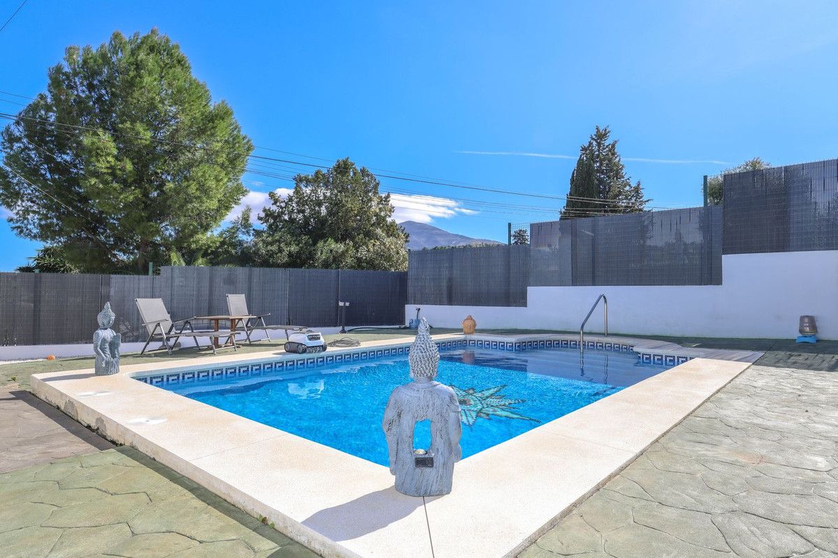 Vrijstaande Villa te koop in Coín | 3 slaapkamers H5306932