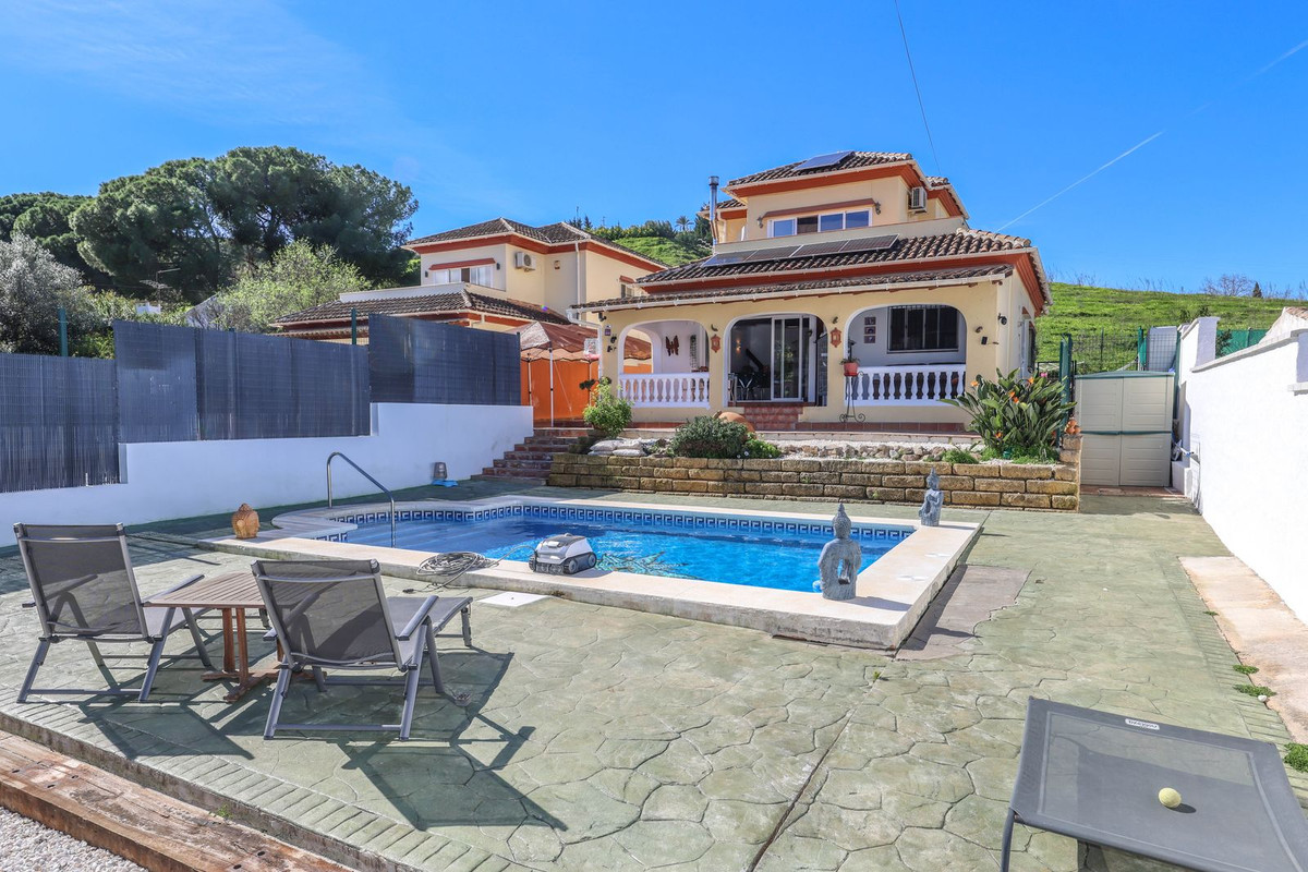 Vrijstaande Villa te koop in Coín | 3 slaapkamers H5306932