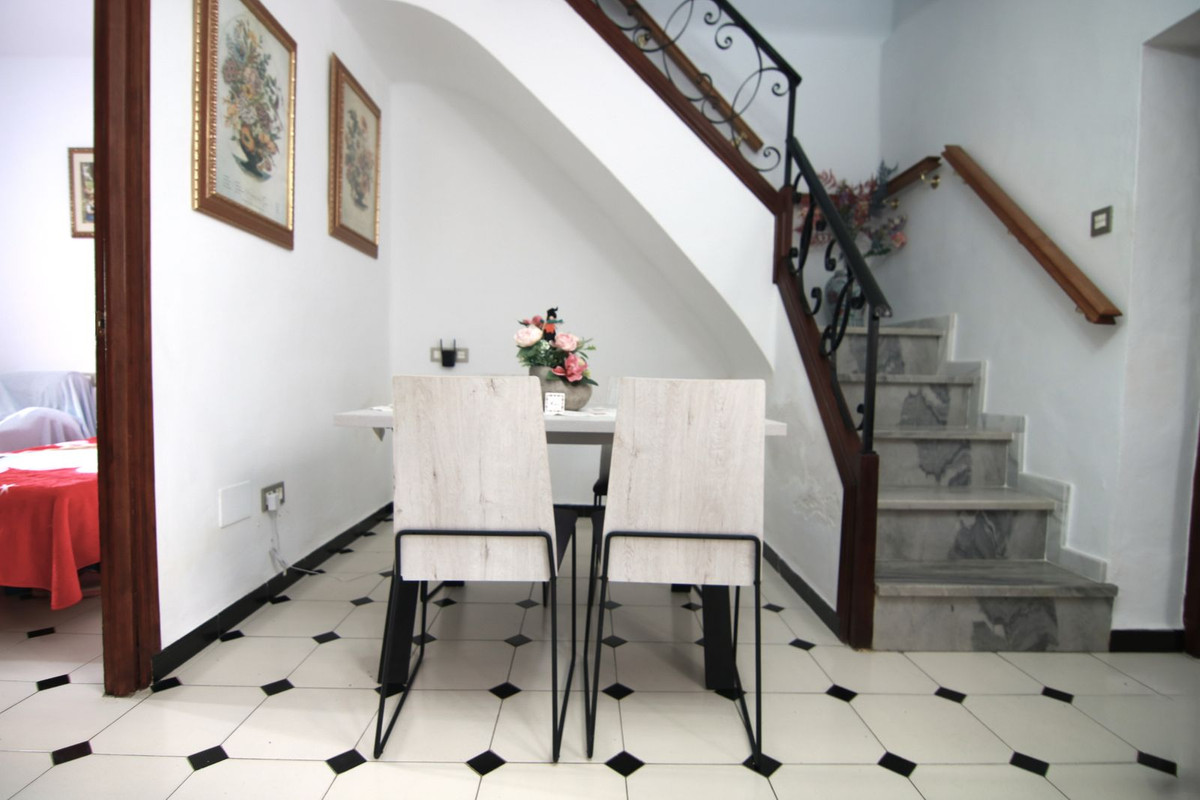 Geschakelde Woning te koop in Coín | 6 slaapkamers H5306950