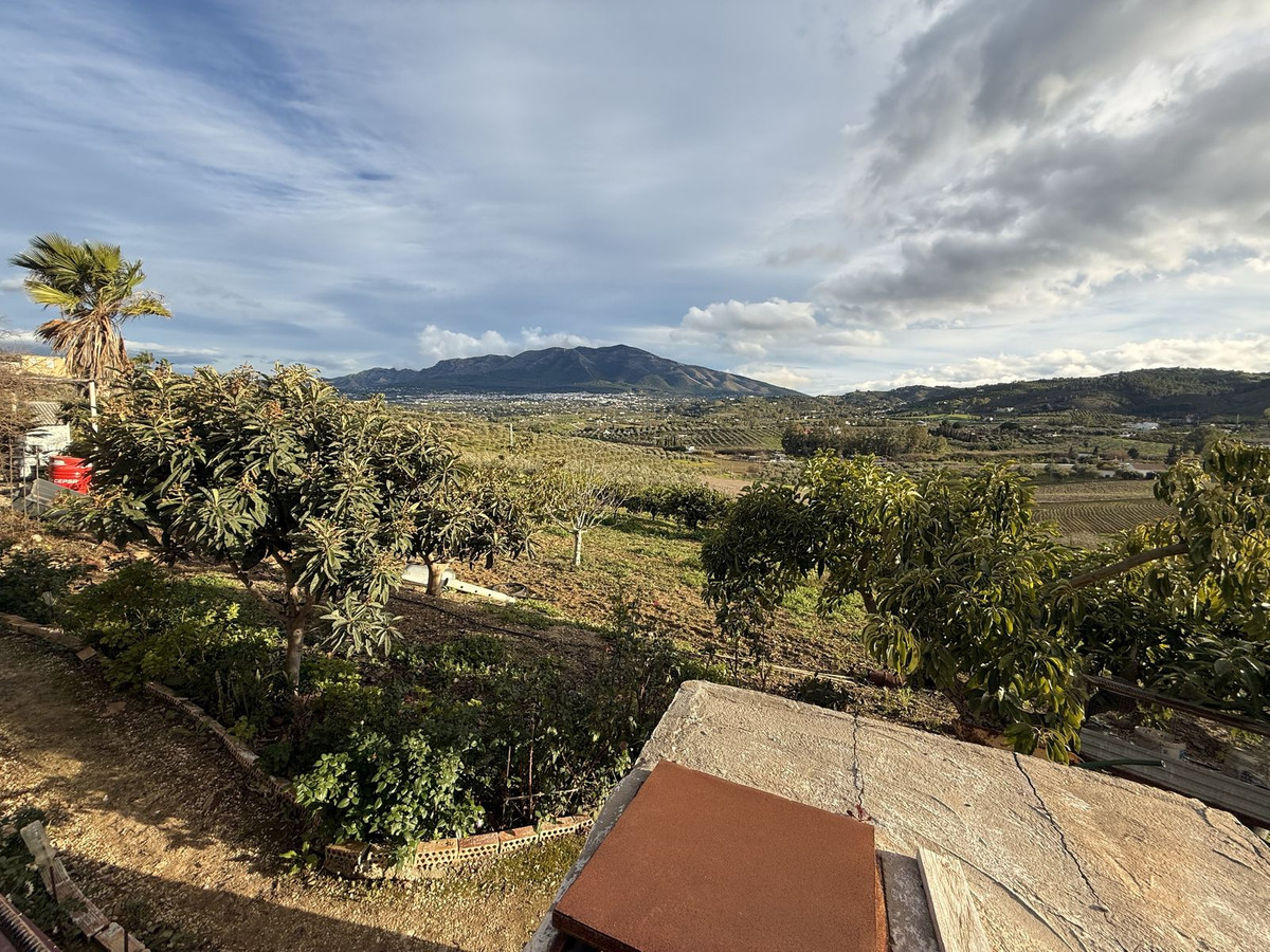 Vrijstaande Villa te koop in Coín | 3 slaapkamers H5309869