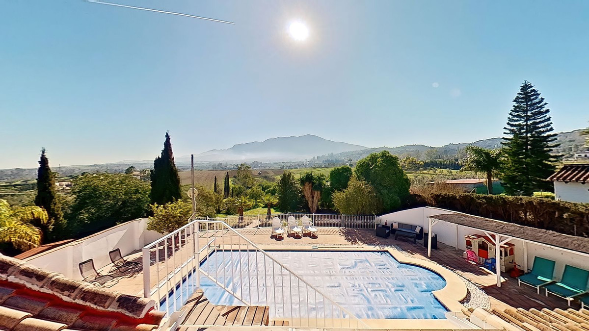 Finca - Cortijo te koop in Coín | 5 slaapkamers H5314471