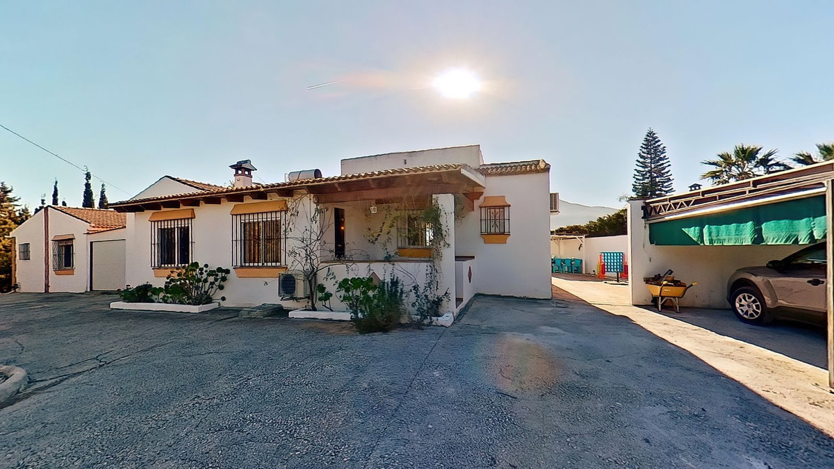 Finca - Cortijo te koop in Coín | 5 slaapkamers H5314471
