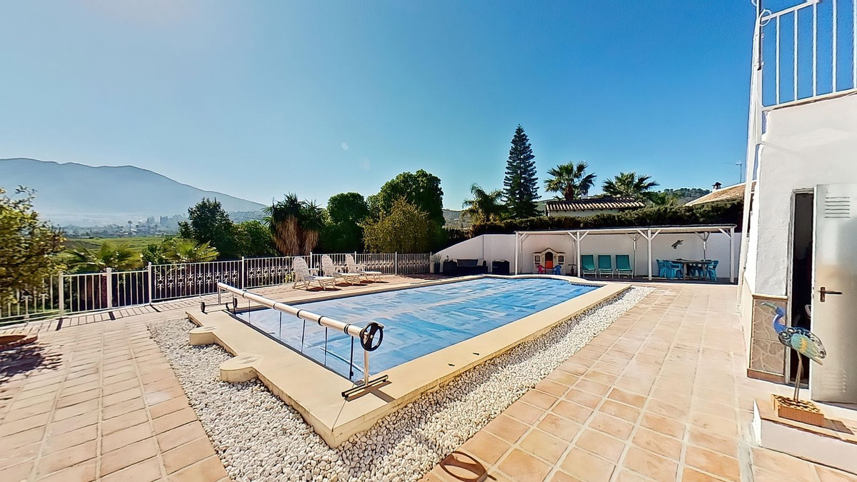 Finca - Cortijo te koop in Coín | 5 slaapkamers H5314471