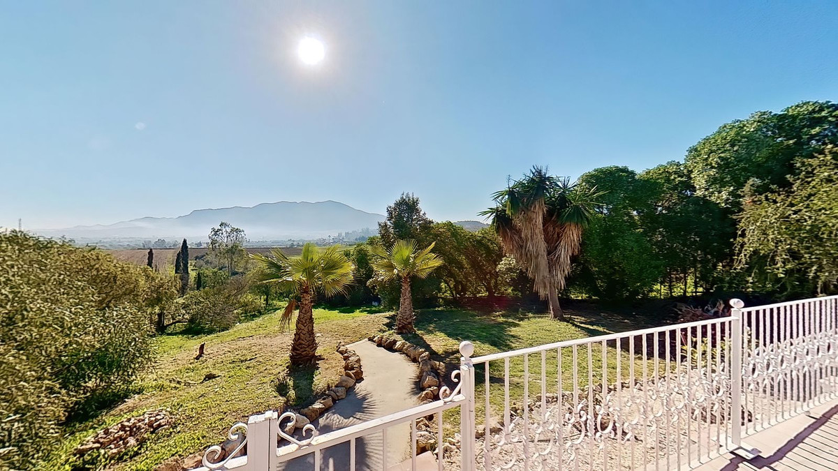 Finca - Cortijo te koop in Coín | 5 slaapkamers H5314471