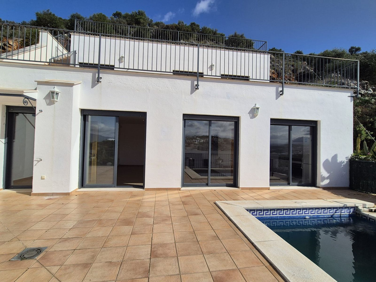 Vrijstaande Villa te koop in Coín | 3 slaapkamers H5315176