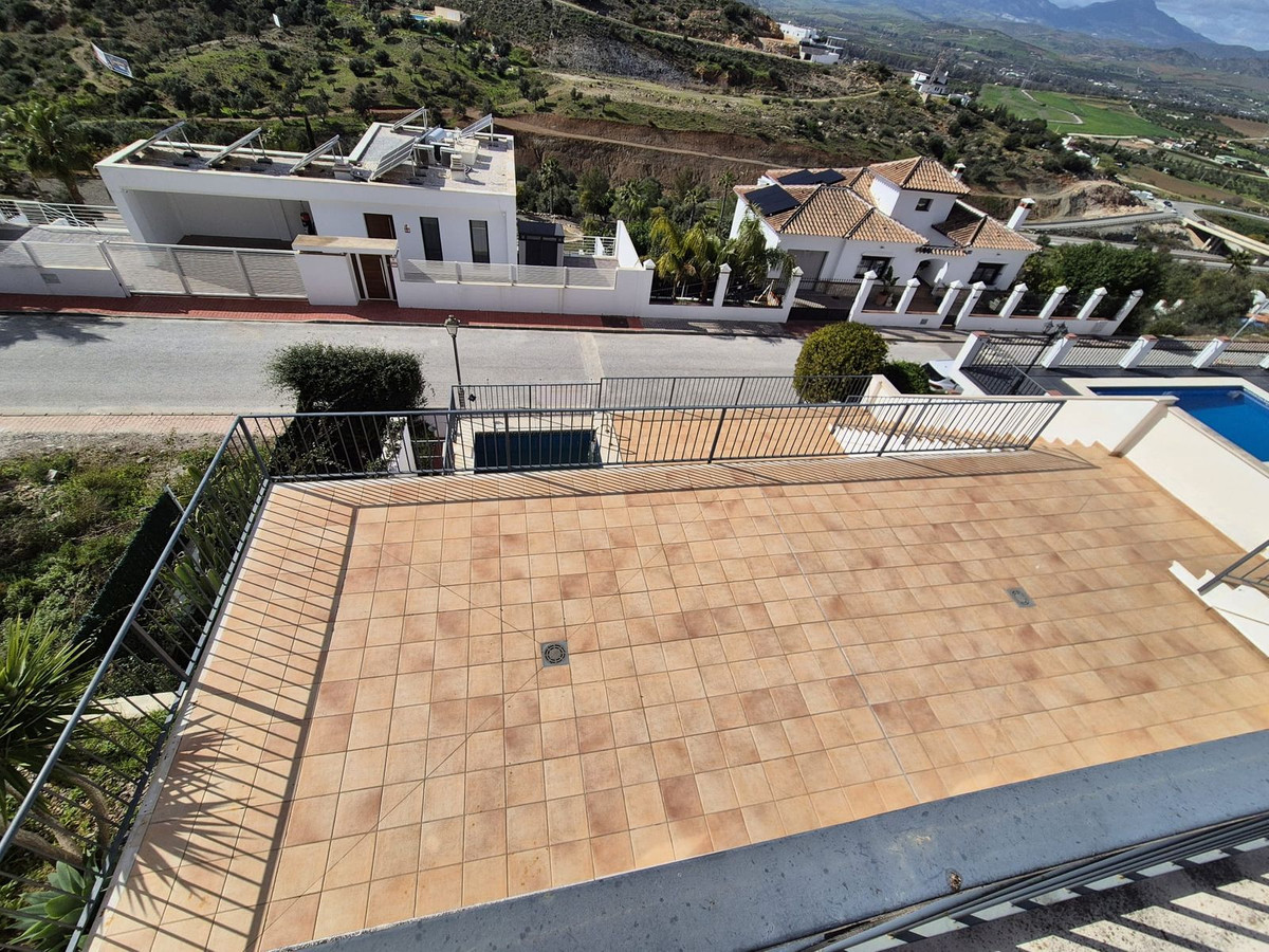 Vrijstaande Villa te koop in Coín | 3 slaapkamers H5315176