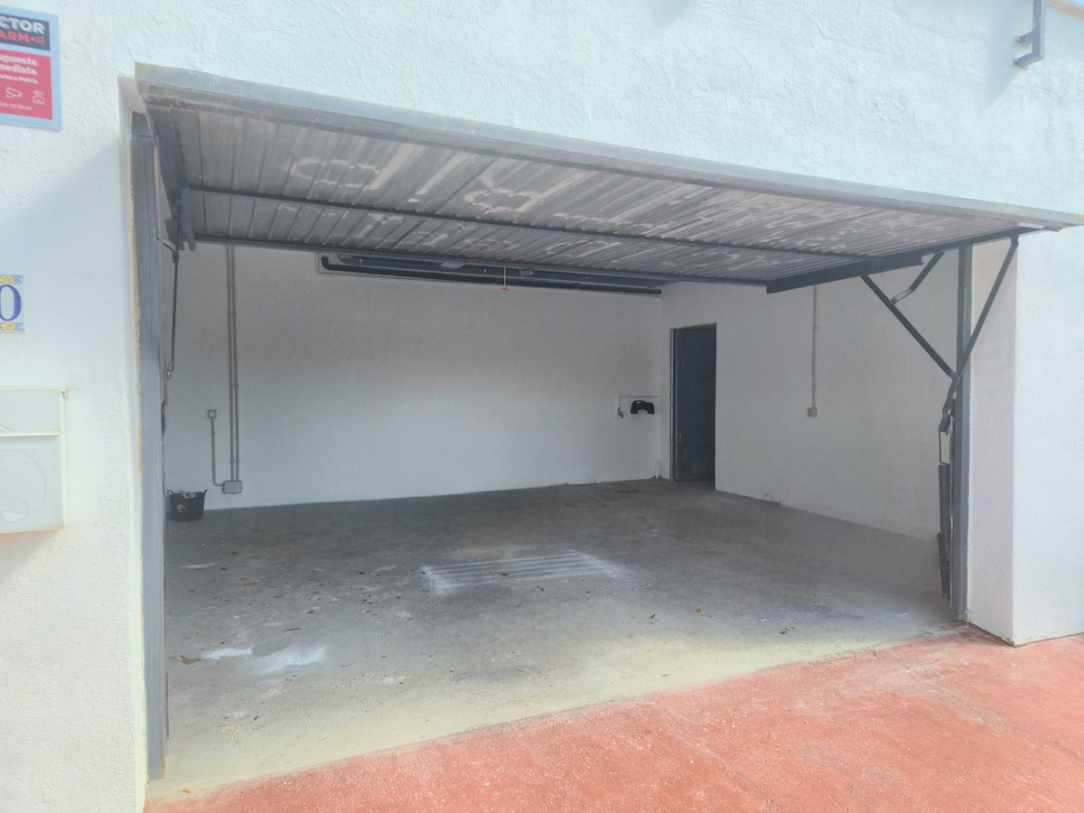 Vrijstaande Villa te koop in Coín | 3 slaapkamers H5315176