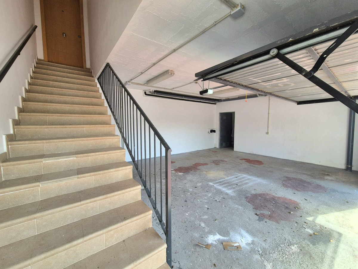 Vrijstaande Villa te koop in Coín | 3 slaapkamers H5315176