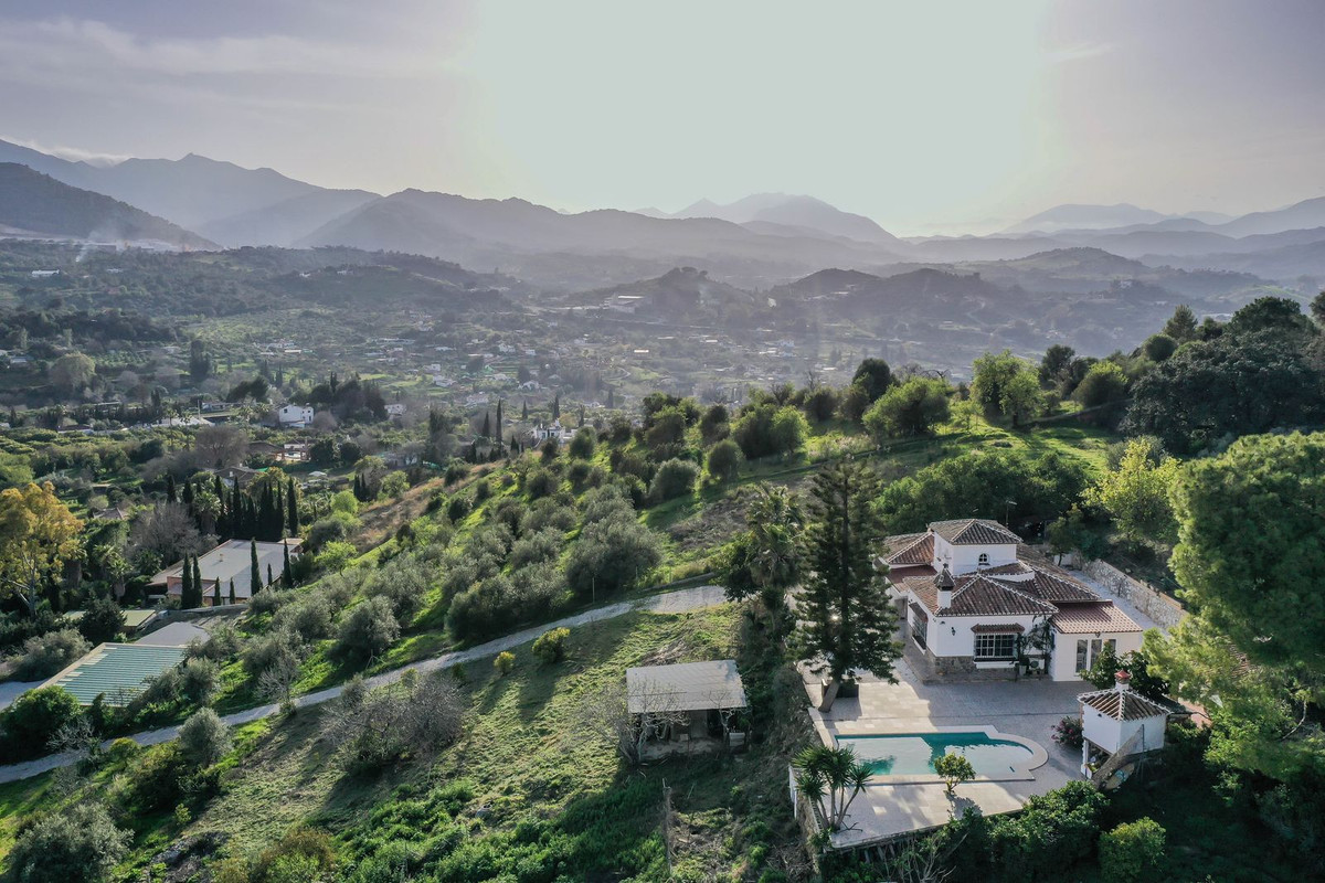 Property main view 33