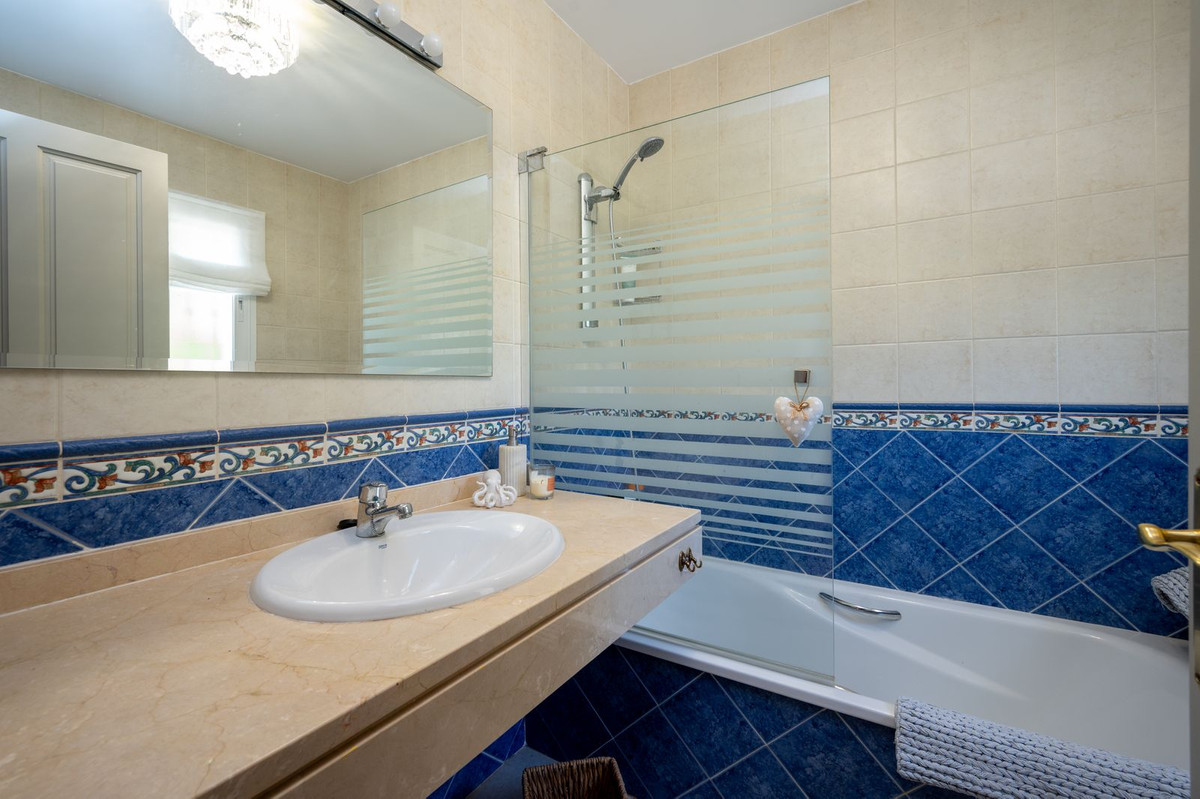 Vrijstaande Villa te koop in Coín | 3 slaapkamers H5344069