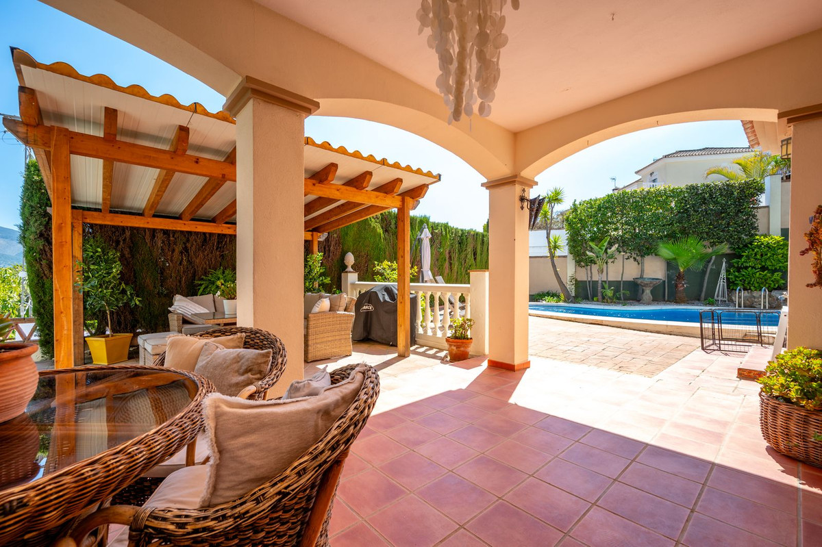 Vrijstaande Villa te koop in Coín | 3 slaapkamers H5344069