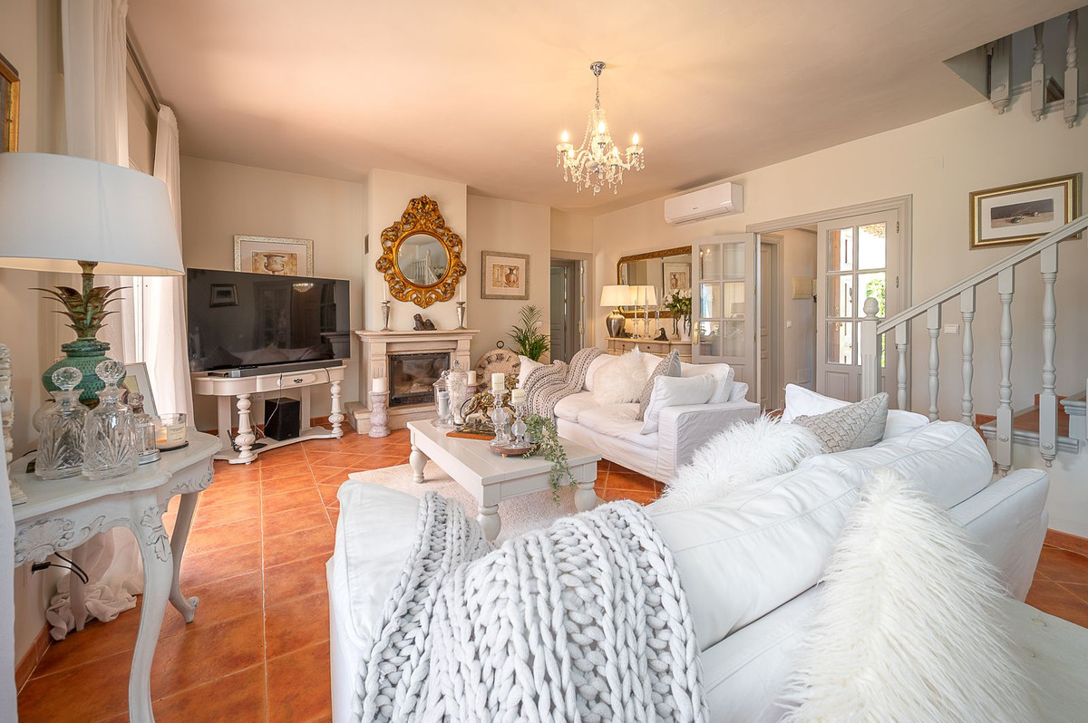 Vrijstaande Villa te koop in Coín | 3 slaapkamers H5344069