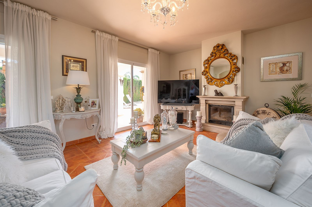 Vrijstaande Villa te koop in Coín | 3 slaapkamers H5344069