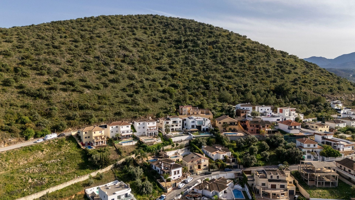 Vrijstaande Villa te koop in Coín | 5 slaapkamers H5354557