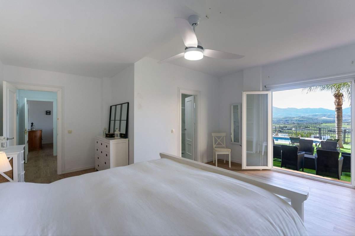 Vrijstaande Villa te koop in Coín | 5 slaapkamers H5354557