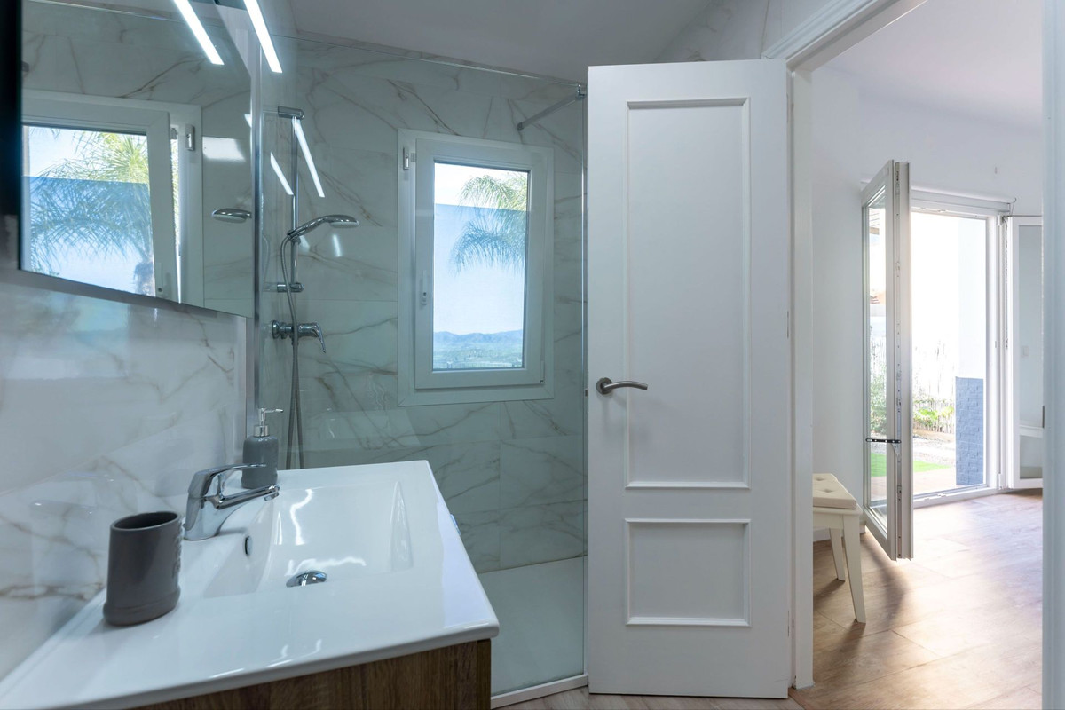 Vrijstaande Villa te koop in Coín | 5 slaapkamers H5354557