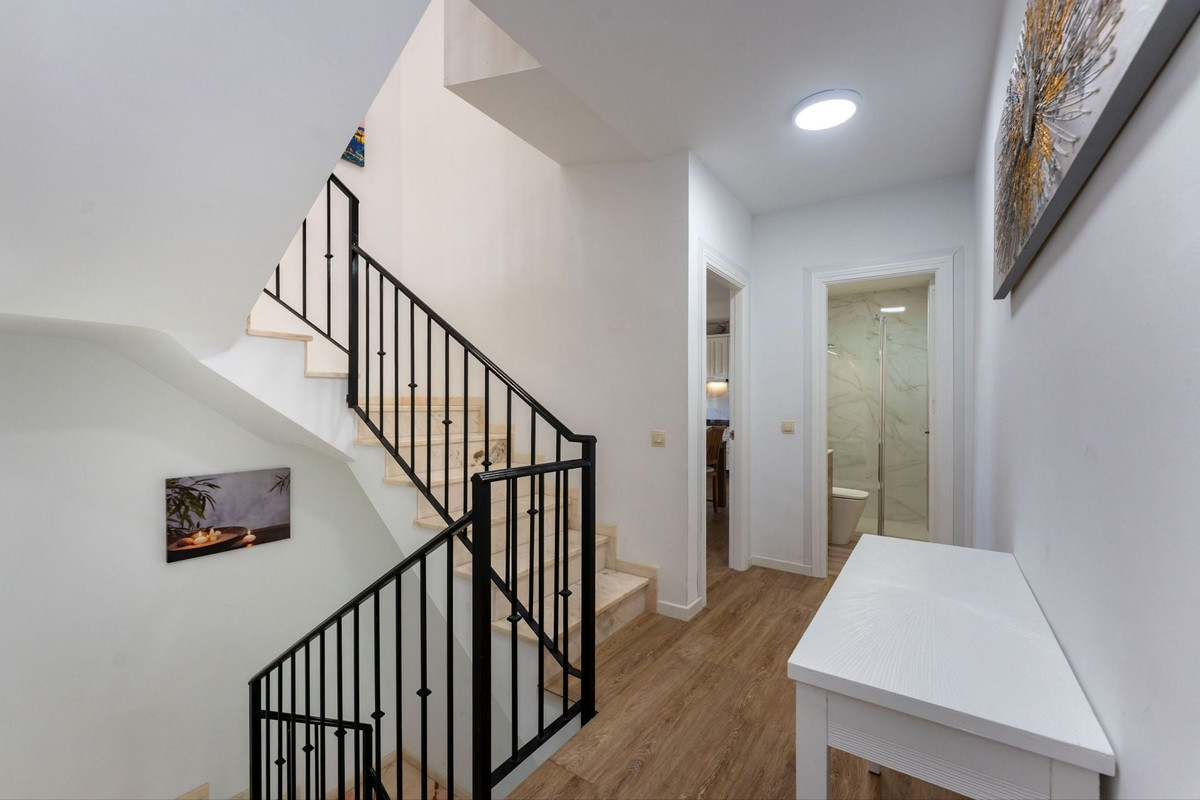 Vrijstaande Villa te koop in Coín | 5 slaapkamers H5354557