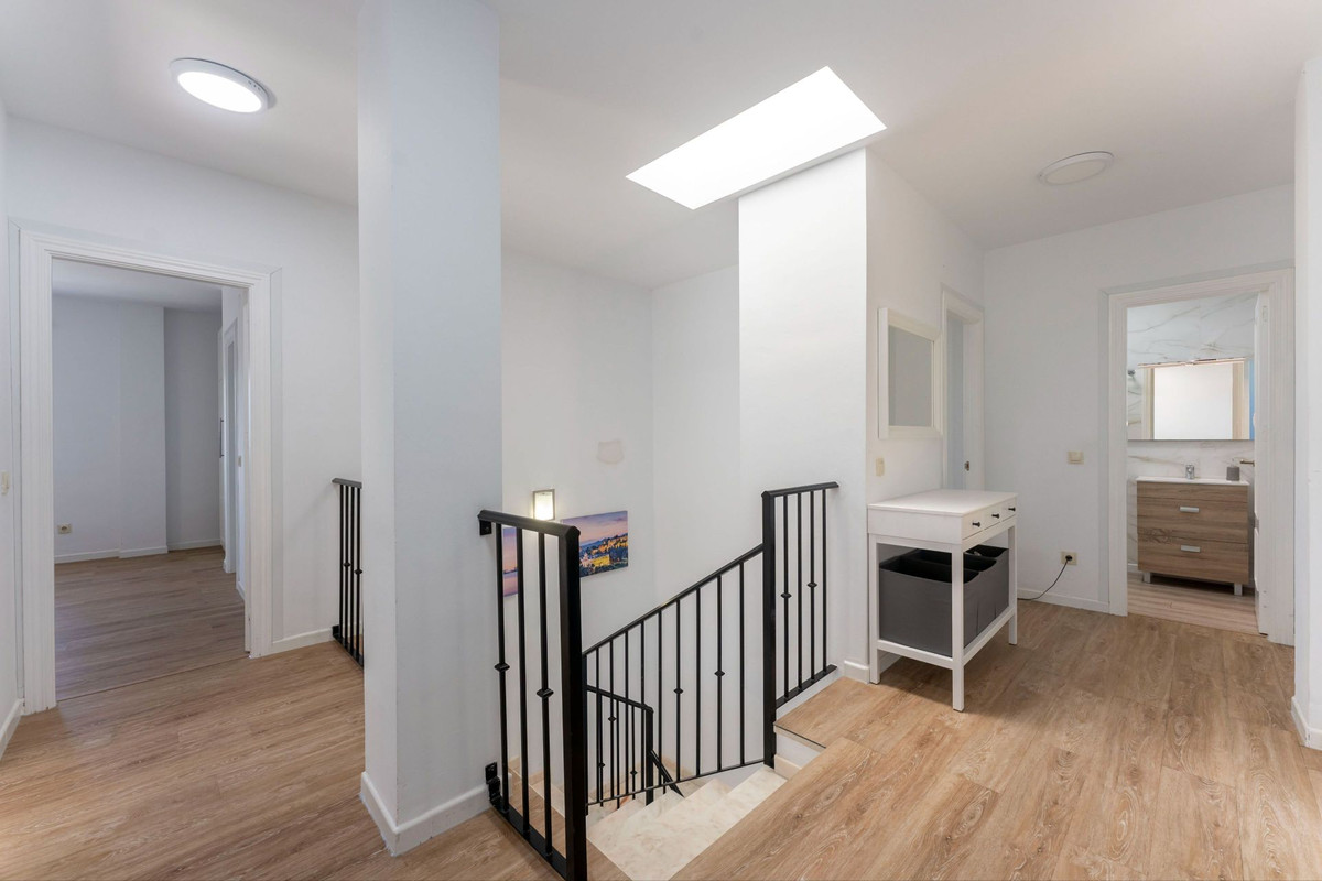 Vrijstaande Villa te koop in Coín | 5 slaapkamers H5354557