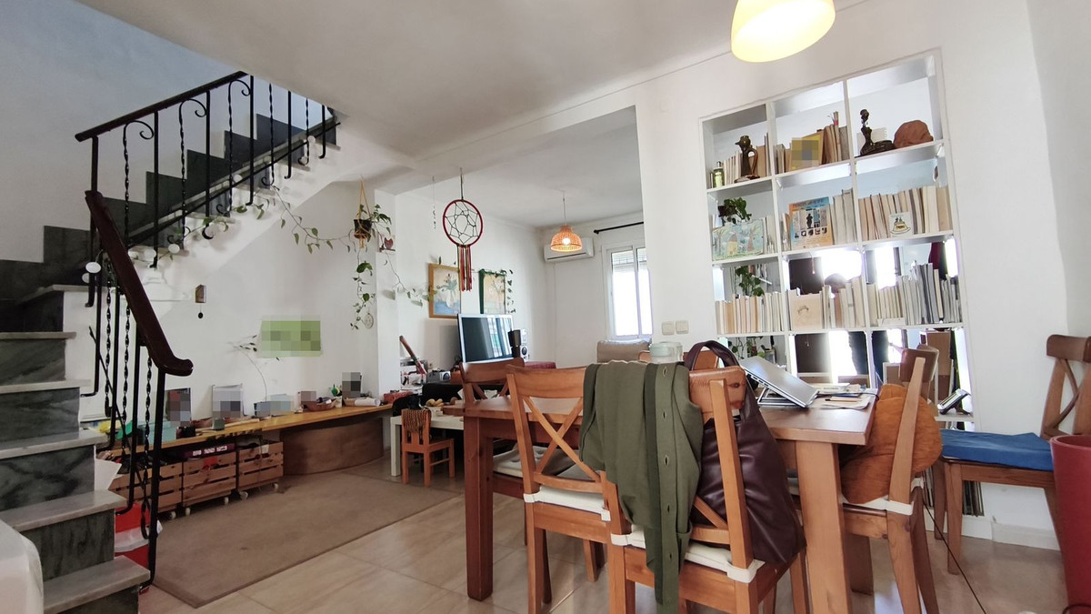 Geschakelde Woning te koop in Coín | 3 slaapkamers H5358241