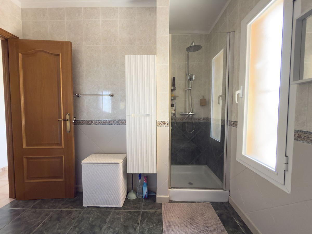 Property main view 33