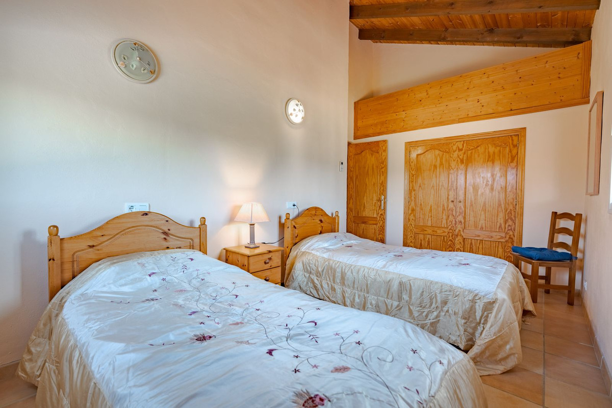 Property main view 48