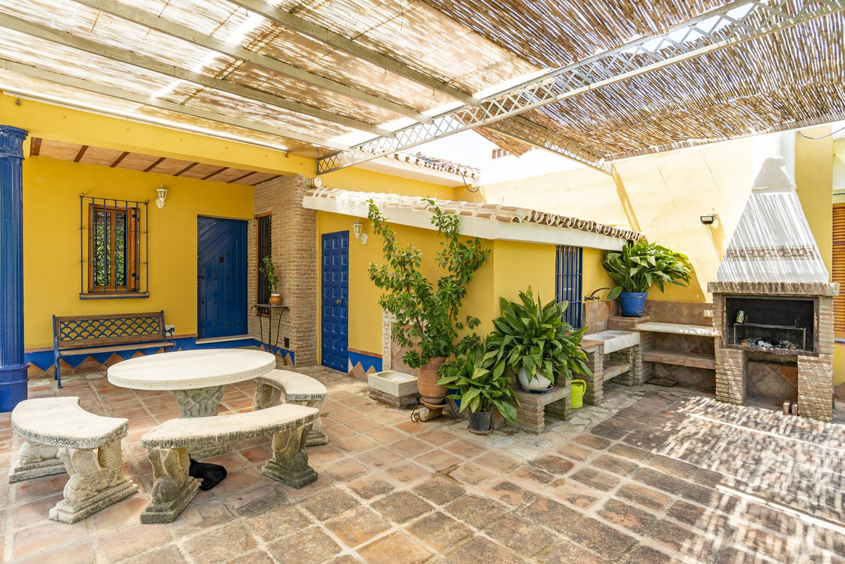 Finca - Cortijo te koop in Coín | 4 slaapkamers H5370259