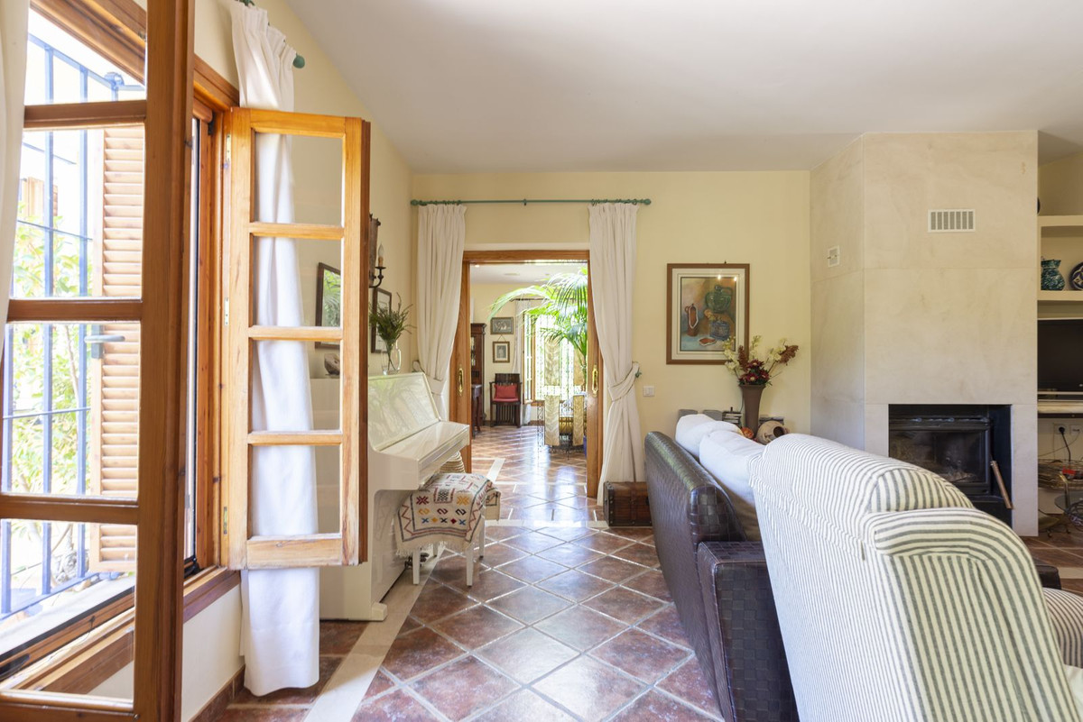 Finca - Cortijo te koop in Coín | 4 slaapkamers H5370259