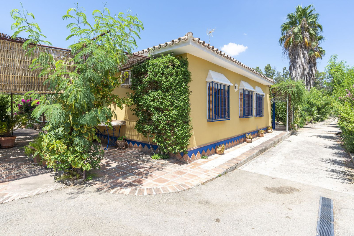 Finca - Cortijo te koop in Coín | 4 slaapkamers H5370259