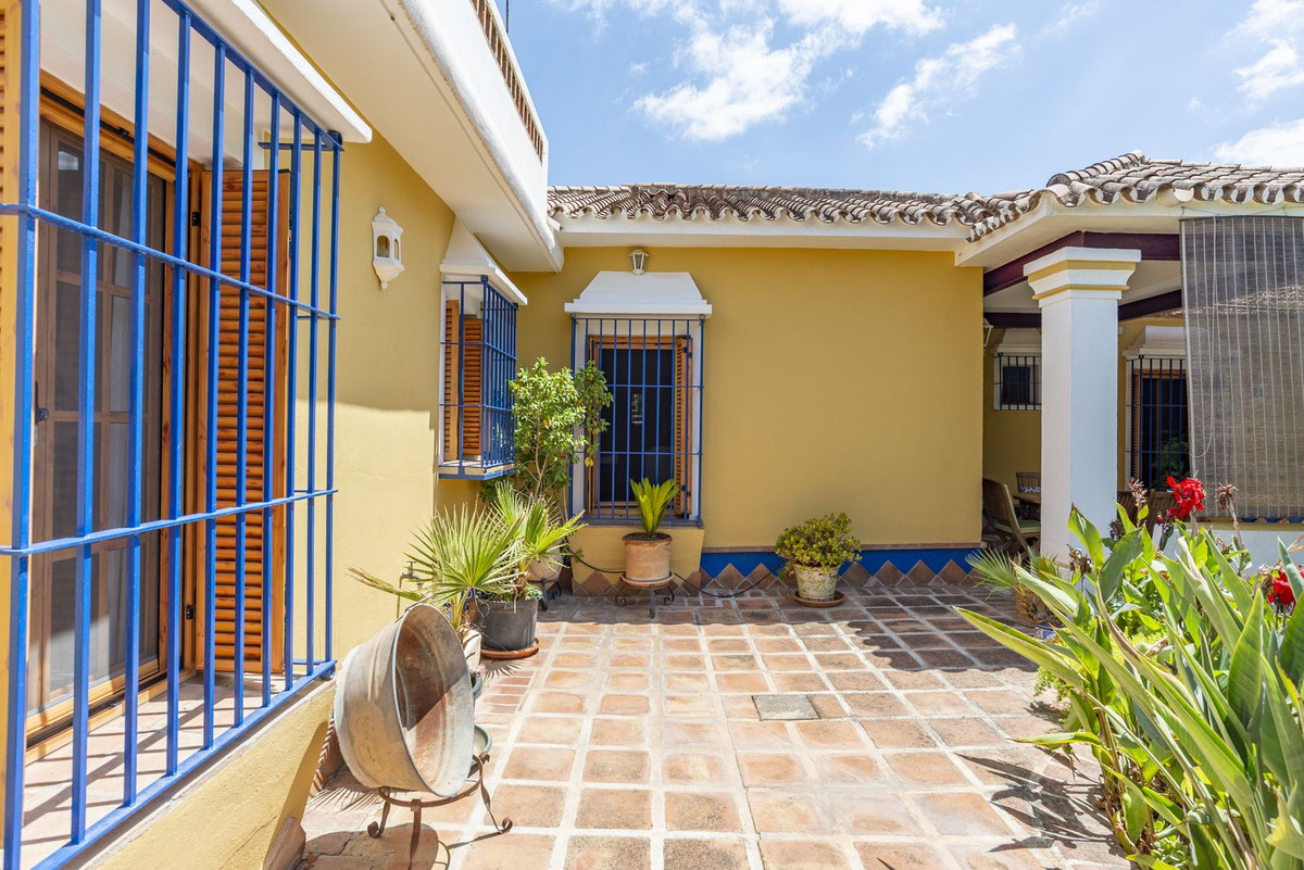 Finca - Cortijo te koop in Coín | 4 slaapkamers H5370259