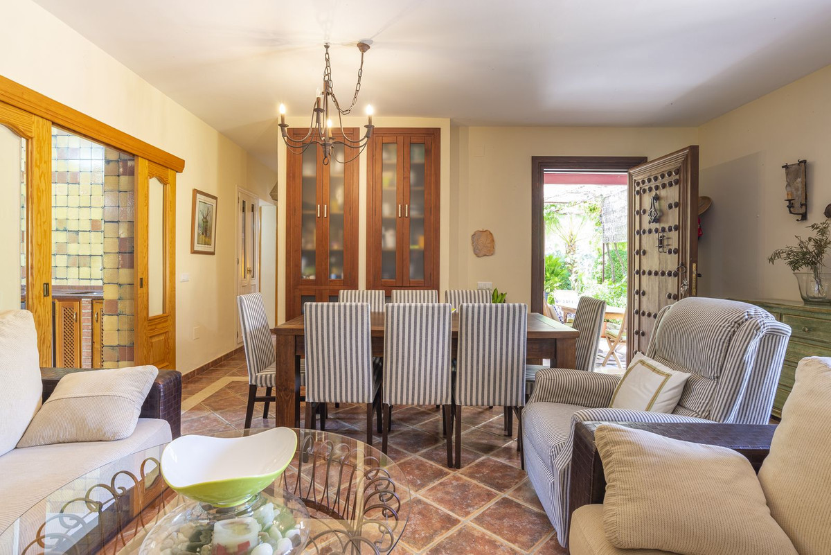 Finca - Cortijo te koop in Coín | 4 slaapkamers H5370259