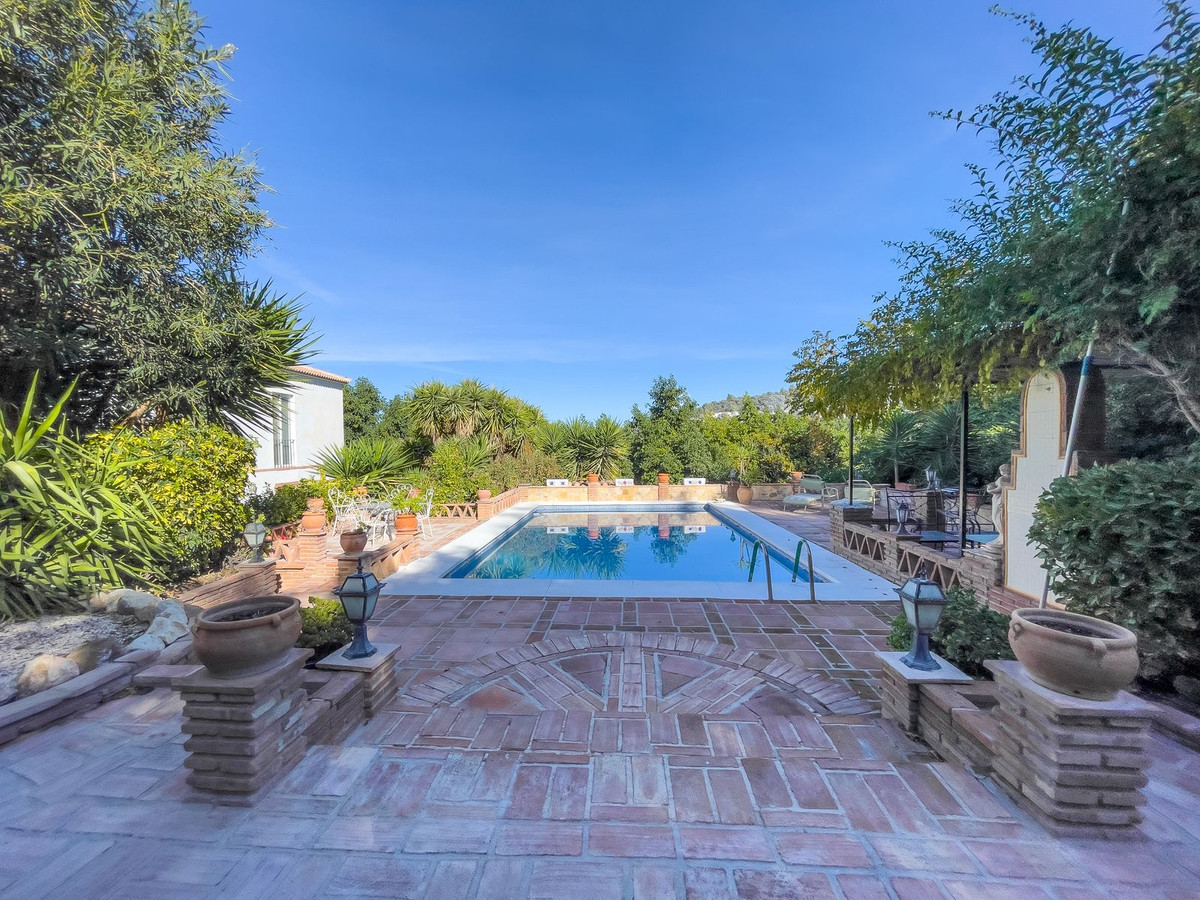Finca - Cortijo te koop in Coín | 5 slaapkamers H5379109