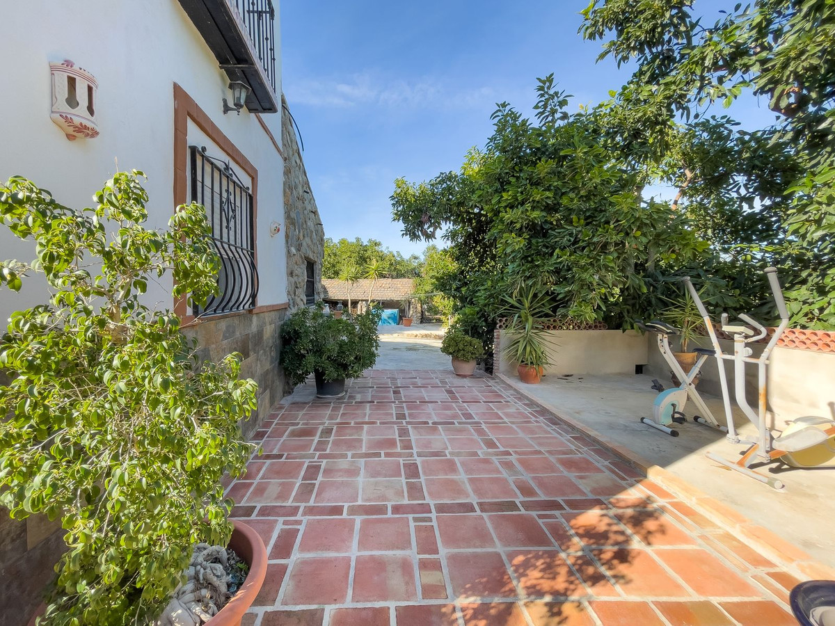 Finca - Cortijo te koop in Coín | 5 slaapkamers H5379109