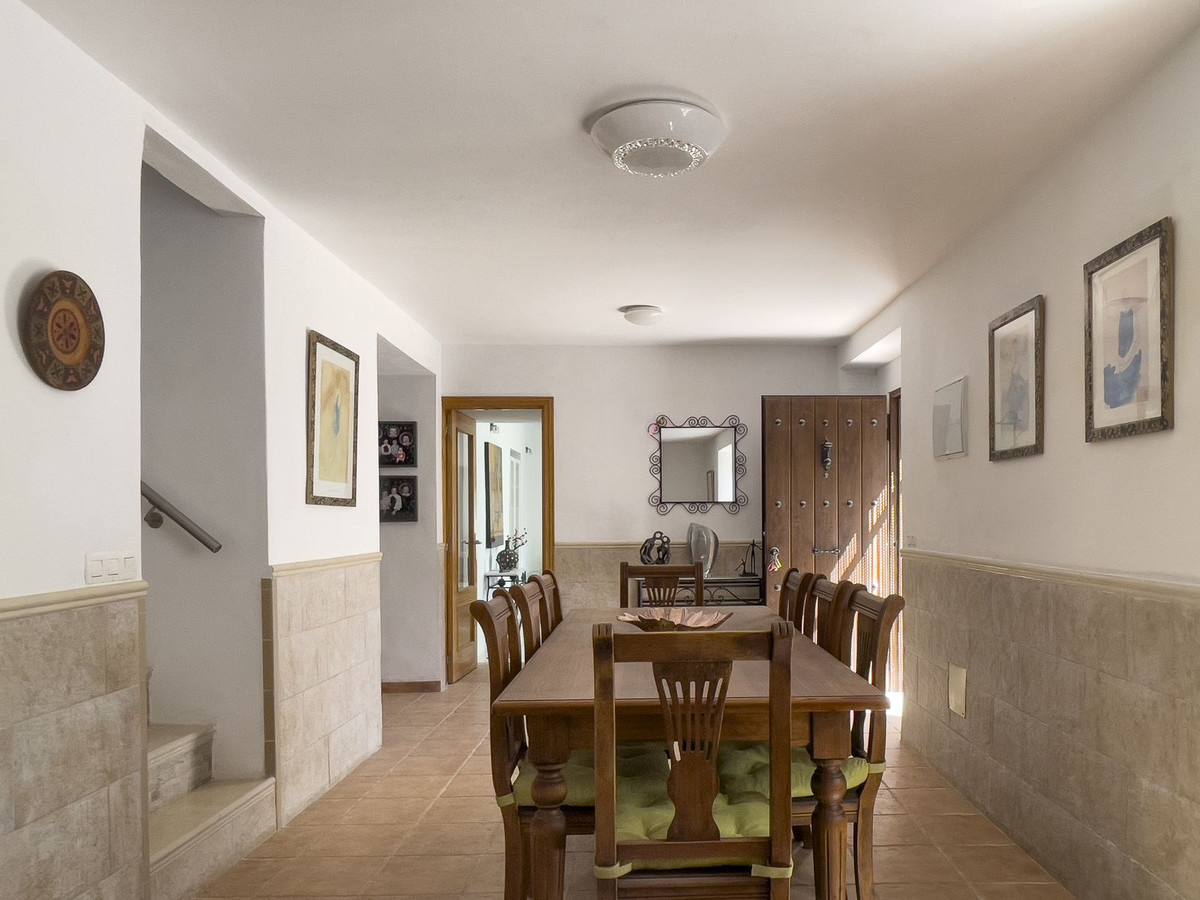 Finca - Cortijo te koop in Coín | 5 slaapkamers H5379109