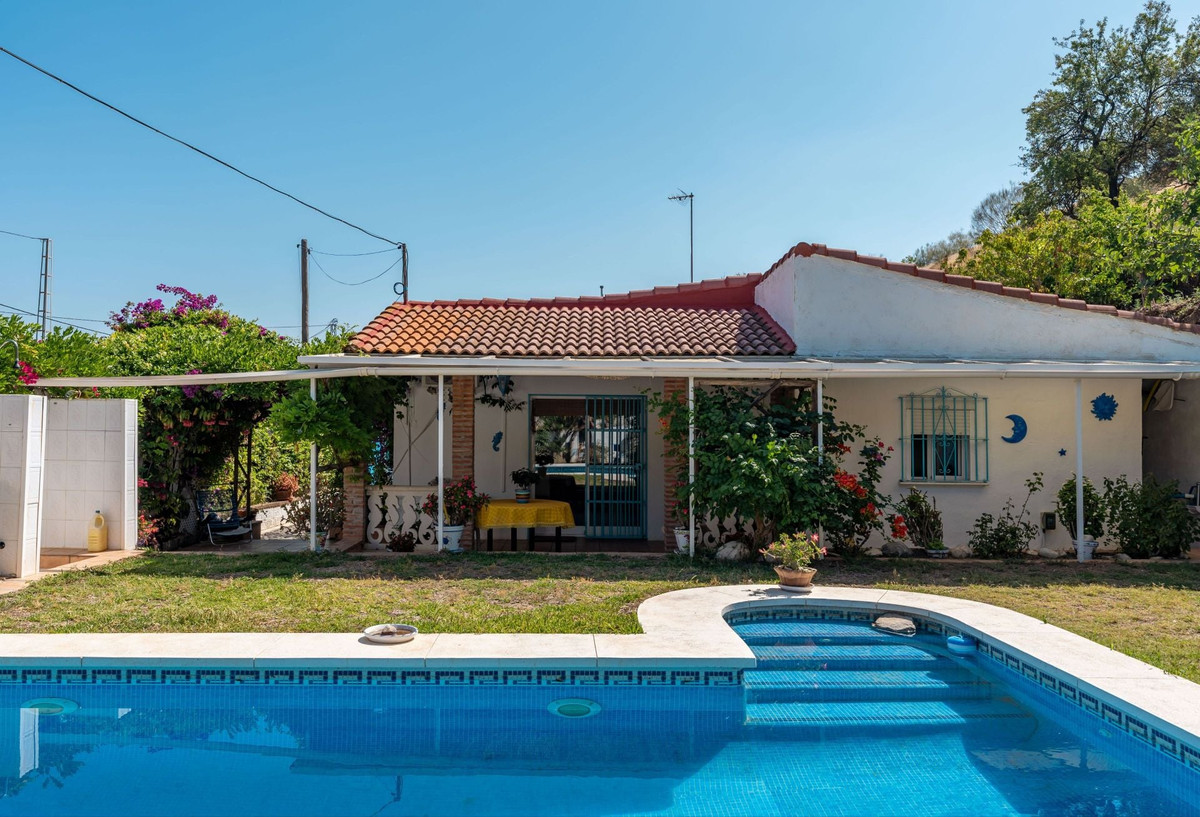 Vrijstaande Villa te koop in Coín | 3 slaapkamers H5379235