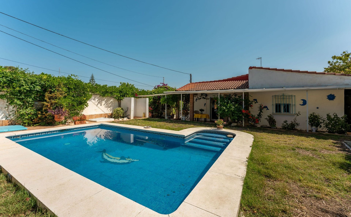 Vrijstaande Villa te koop in Coín | 3 slaapkamers H5379235